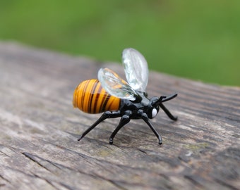 Glass Honey Bee : Elegant and Unusual Decor for Any Interior, Bee Figurine, Beekeeper Gift