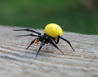 Glass Spider Figurine  Blown Glass Spider Glass Spider Miniature Glass Spider Collection  Animal Glass Figurine  Art Glass Spider