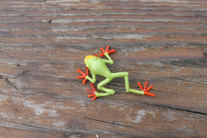 callidryas tree frog Blown Glass Frog Sculpture poison dart frog lampwork boro toy Glass Frog Miniature Agalychnis callidryas image 3