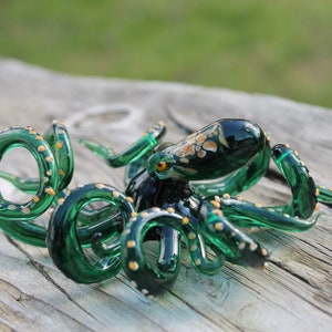 Blown Glass Octopus, Glass Octopus, Glass, Octopus, Ocean, Octopus Sculpture, Squid, Kraken, Cephalopod, Blown Glass, Octopus Figurine image 7