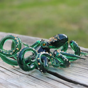 Blown Glass Octopus, Glass Octopus, Glass, Octopus, Ocean, Octopus Sculpture, Squid, Kraken, Cephalopod, Blown Glass, Octopus Figurine image 3