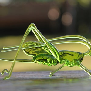Grasshopper Glass Miniature, Migratory locust Animals Glass, Hand Blown Glass Lampwork Collectible Grasshopper Figurine image 1