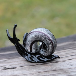 Glass Snails hand sculpted Snail glass sculpture Glass snail Snail Figure Glass snail figurine Miniature snail Miniature Figurine Ornament image 2