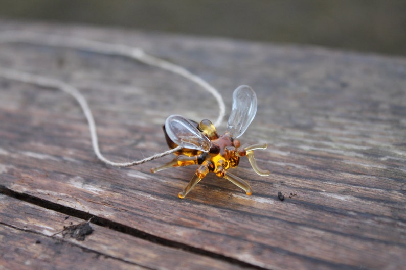 Glass Bee Pendant Collectible Figurine honey bee , Animals Glass, Art Glass, Blown Glass, glass sculpture for sale, Glass Art image 2