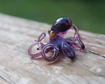 Small Glass Octopus animal Figurines Miniature Octopus Little Glass Animals Murano Gift Blown Sculpture Art Collectible Artglass Lampwork