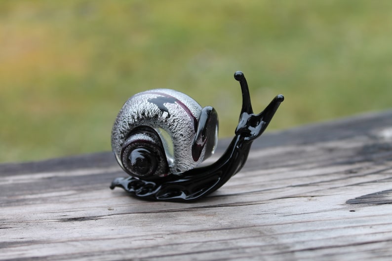 Glass Snails hand sculpted Snail glass sculpture Glass snail Snail Figure Glass snail figurine Miniature snail Miniature Figurine Ornament image 3