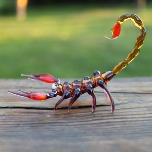 Miniatura de vidrio escorpión, vidrio de animales, vidrio artístico, vidrio soplado, escultura hecha de vidrio, figura de vidrio soplado