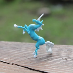 Glass Unicorn Micro Figurine Unicorn Figurine Glass Figure miniature.glass lampwork glass unicorn sculpture unicorn figurine.
