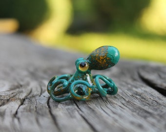 Blown Glass Green and Yellow Octopus glass figurine Octopus Glass Ocean Octopus Kraken Glass Octopus Figurine