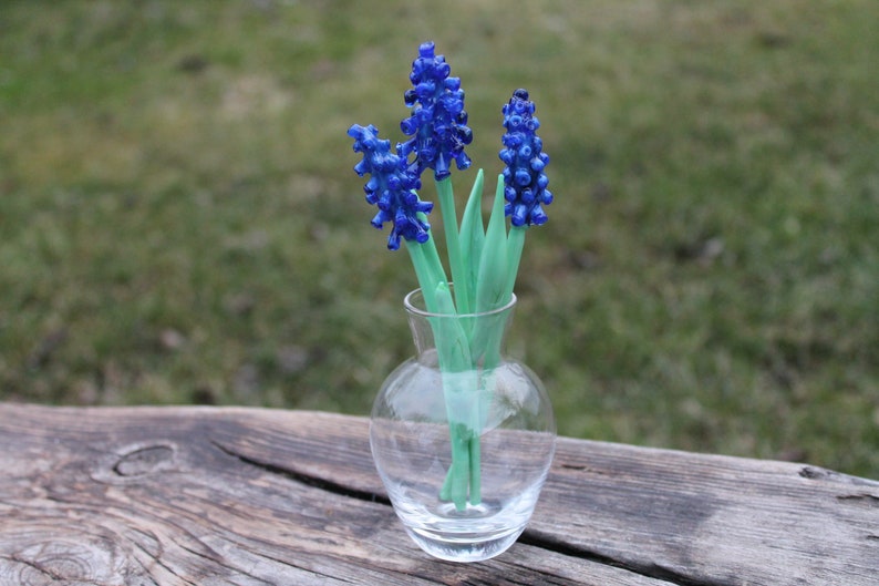 Glass Flower Muscari, Muscari spring arrangement, bouquet, botanical sculpture, Muscari for Gift image 1