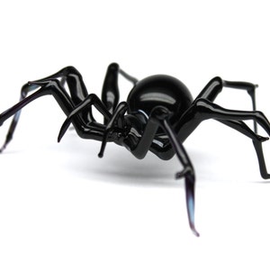 Glass Spider, Spider Blown Glass, Art Glass, Spider halloween, blown glass figurine