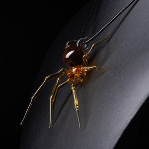 スパイダーネックレス、ゴスネックレス、スパイダーペンダント、スパイダーペンダント、宝石付きスパイダー、ブラックスパイダー、スパイダージュエリー、ブラックレッドペンダント