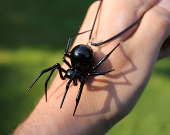 Glass spider figurine Spider ornament Spider pendant Spider necklace Goth pendant Gothic jewelry