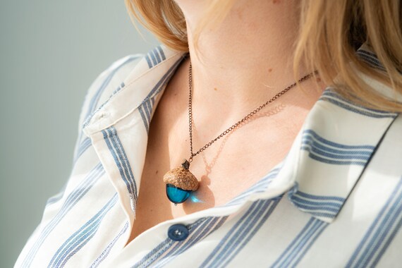 Glass acorn necklace best sale