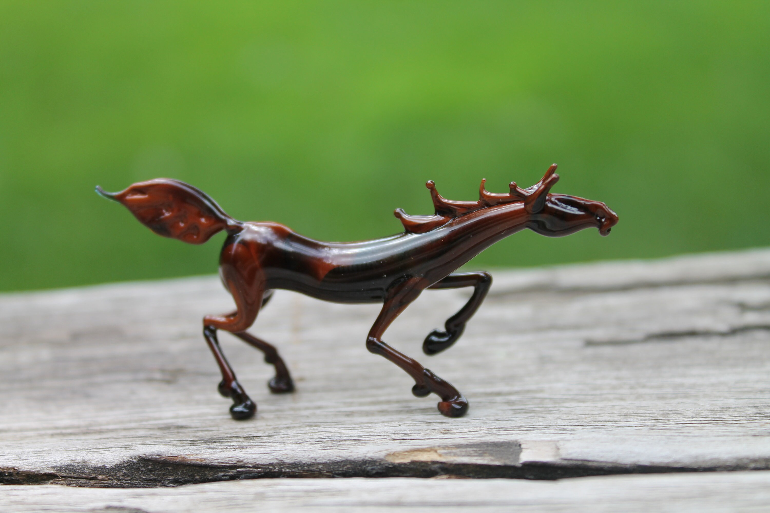 ガラスの馬の置物 - 吹きガラスの馬 - 馬の置物 - ミニチュアの馬