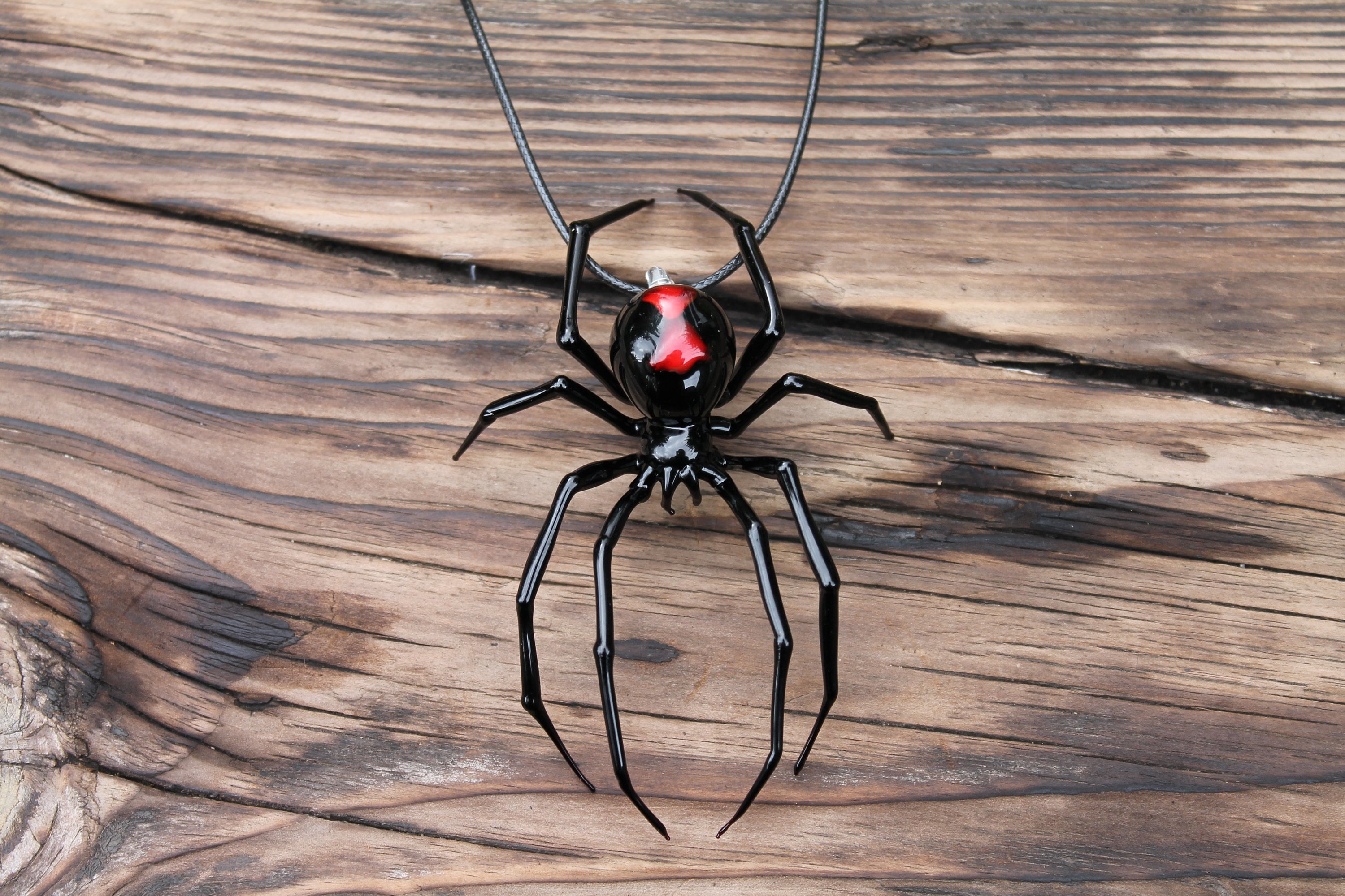 クモの黒ウィドウ、吹きガラスのクモ - Etsy 日本