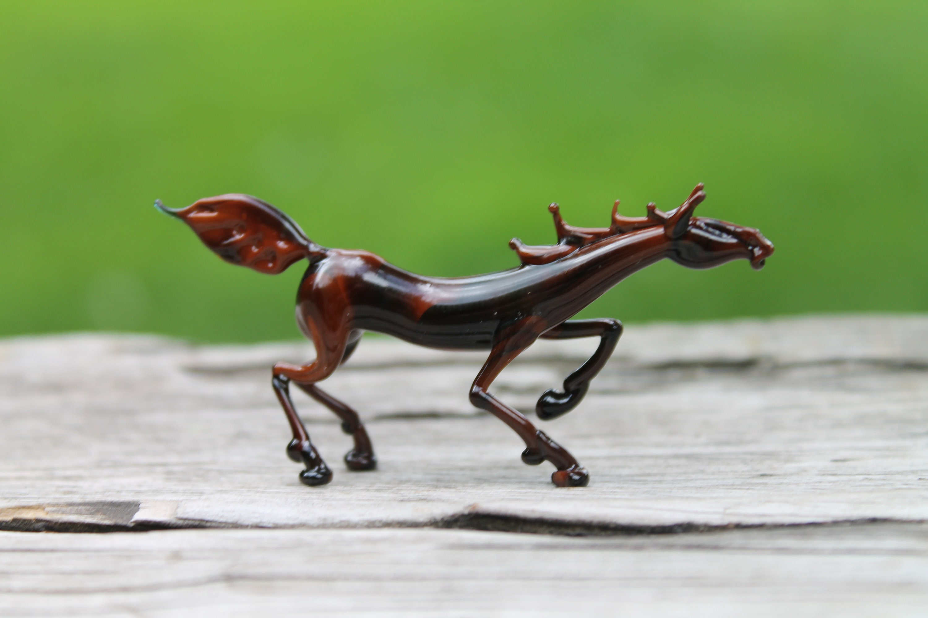 ガラスの馬の置物 - 吹きガラスの馬 - 馬の置物 - ミニチュアの馬