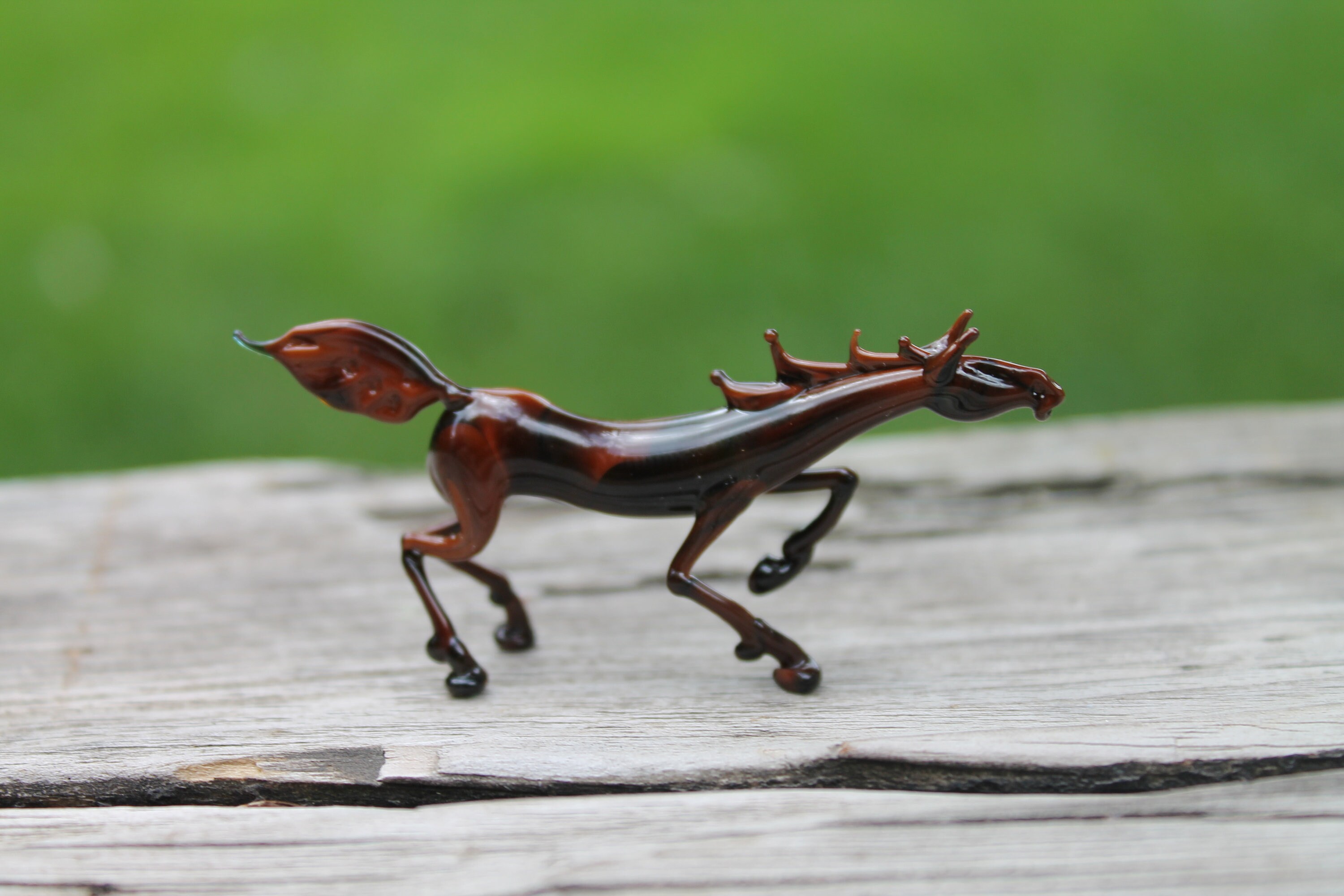 ガラスの馬の置物 - 吹きガラスの馬 - 馬の置物 - ミニチュアの馬