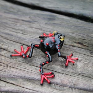Red Blown Glass Frog Sculpture poison dart frog Figurine murano art collectible gifts black frog boro toy Glass Frog Miniature Homedecor