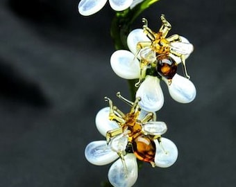 Bees And Flowers Hand Blown Glass Lampwork Collectible Miniature Figurine, Sculpture Made Of Glass, blown glass figurine  mother's day
