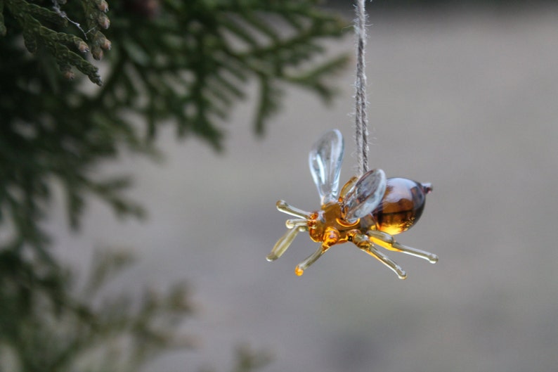 Glass Bee Pendant Collectible Figurine honey bee , Animals Glass, Art Glass, Blown Glass, glass sculpture for sale, Glass Art image 3