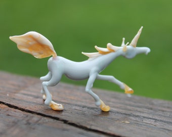 Glass Unicorn Micro Figurine Unicorn Figurine Glass Figure miniature.glass lampwork glass unicorn sculpture unicorn figurine.
