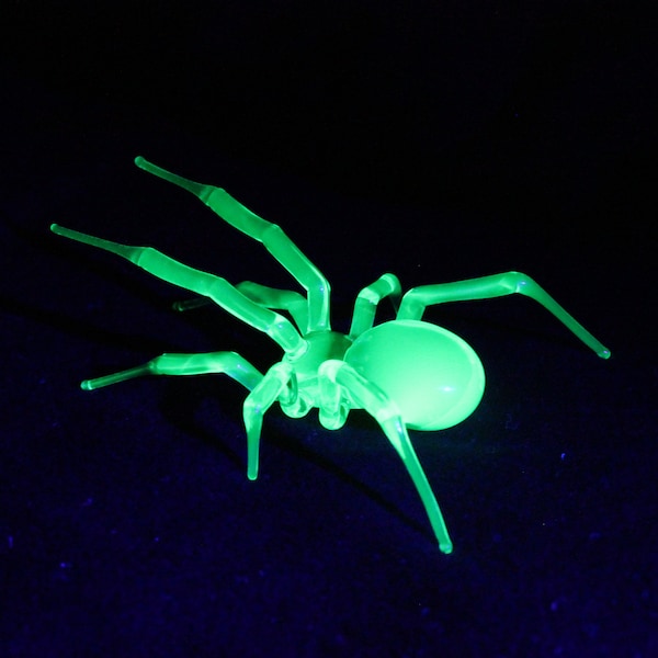 Uranium Glass Spider Uranium Vaseline Glass Figurine Spider Glass UV Spider Glass  Figurine