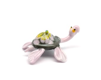 Hand Blown glass turtle figurine Collectible animal figurine reptile sculpture miniature glass turtle