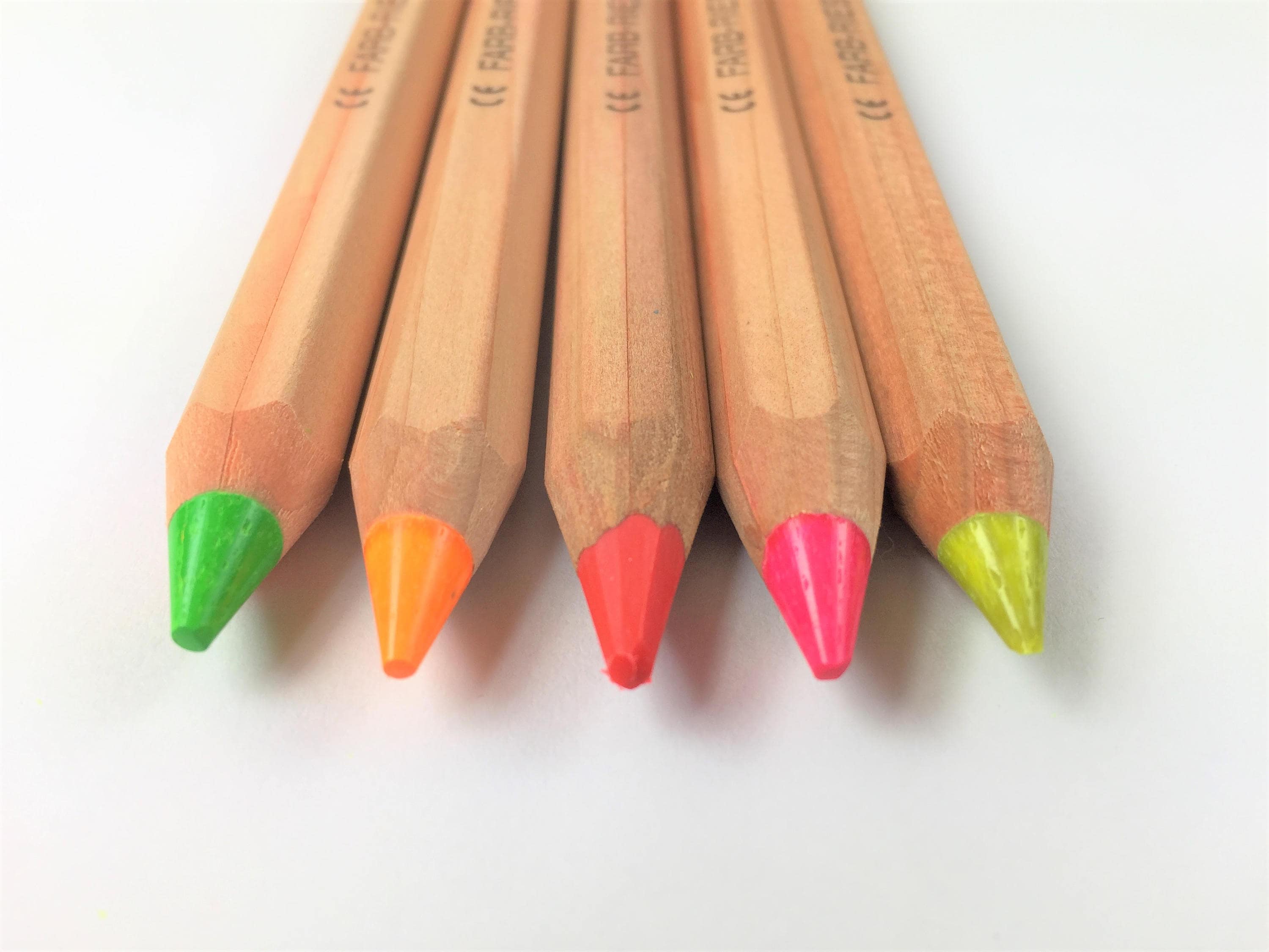 Crayons néon pour enfants HB Crayon en bois avec gomme Crayons en bois de  couleur fluorescente Crayons ronds colorés Écriture Crayons à dessin  Fournitures de récompense pour étudiants scolaires (60)