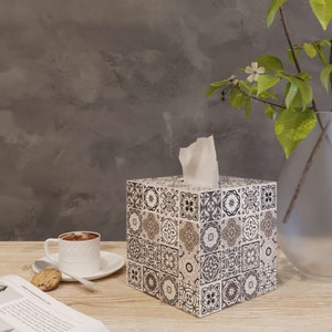 Serving table decor Tissue box cover Tiles MADE ON ORDER Brown tiles Azulejos Napkin box Ceramic tiles Mexican Wooden tissue box square