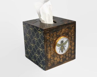 Bee home decor Queen bee Tissue box cover Bee tissue box Honey bee gift Square tissue box Gold honeycomb Honey gift box Wooden napkin box