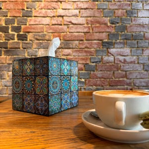Tissue box cover Mexican Talavera Mexican Tiles Turquoise tiles Blue napkin box Ceramic tiles Mexican style Bathroom decor Tissue box holder