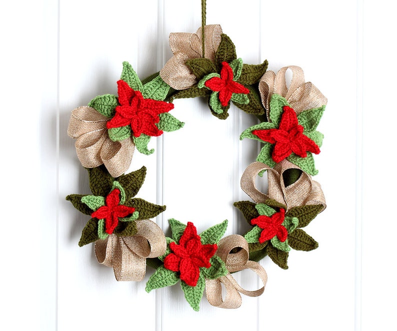 Crochet Pattern Christmas Poinsettia Wreath Digital file PDF image 1