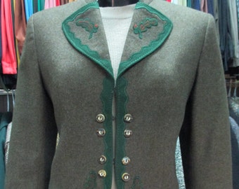 60s tyrolean blazer with embroidery/Typical buttons/Pure wool/Size 8-10 US/40 EU/Blazer tirolese in loden anni 60 con ricami.Tg 44