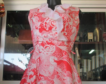 Vintage 60s Mini Dress white Ruched Collar full Skirt fully Lined