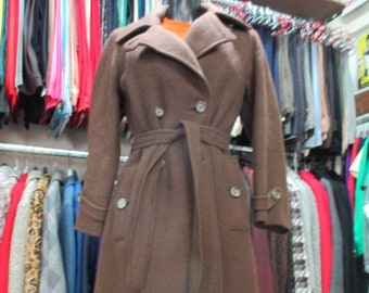 Early 80s doublebreasted burnt brown coat/Made in Italy by "CONFIT"/Wool/Belt/Flap pockets/Unlined/Sz M/Cappotto marrone doppiopetto anni 80