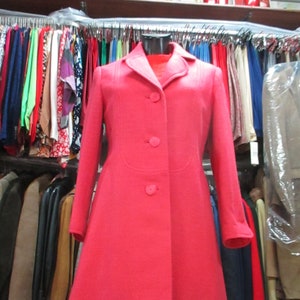 Vtg 60s tailored  coral red coat/60s Mod coat/Wool/Topstitched panels/Lined/Size S-M/Cappotto sartoriale rosso corallo anni 60/Tg. 42-44 IT