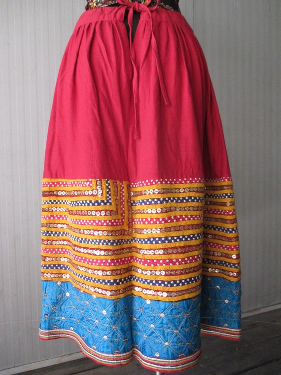 Vtg 70s Rajasthan red cotton skirt/Hand embroider… - image 4