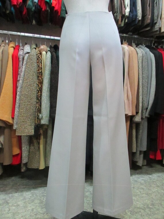 Vtg 70s pale grey flared pants/70s trousers/Diole… - image 6