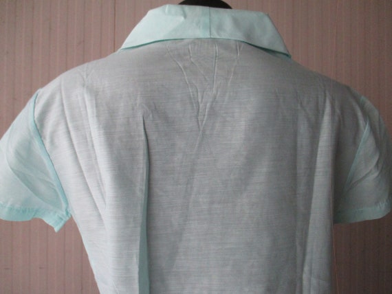 Vtg 50s mint green shirt/Front embroidery/Short s… - image 6