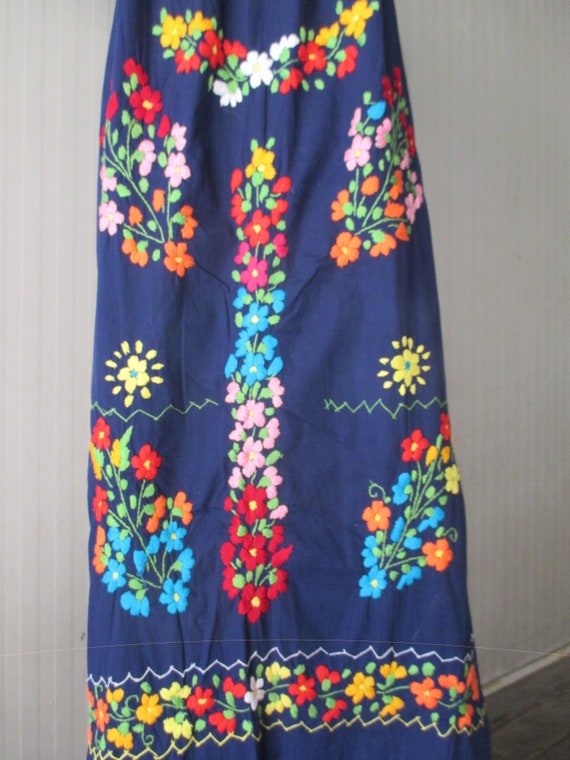 Vtg 70s blue Oaxacan dress/Mexican dress/Hand emb… - image 3