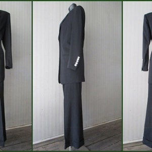 Vtg 90s Escada black pants suit/Two-button jacket/Flared pants/Cuffs/Low waist/Size 8 US/Giacca e pantaloni neri  Escada vtg 90s/Tg.42-44 IT