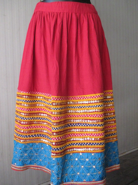 Vtg 70s Rajasthan red cotton skirt/Hand embroider… - image 2