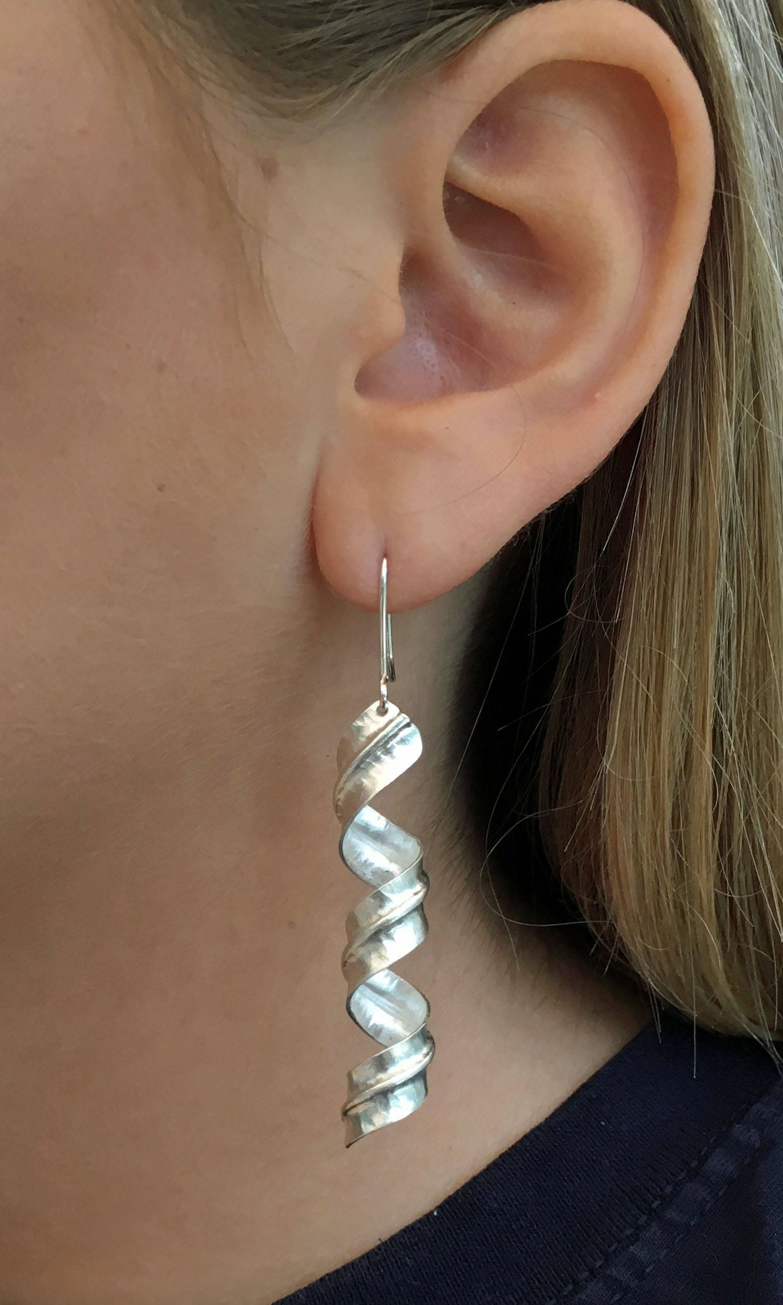 Spiral twist earrings Clearance