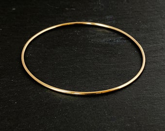 14 kt Gold Filled Bangle Bracelet, Classic Gold Stacking Bangle, Handcrafted gift for her