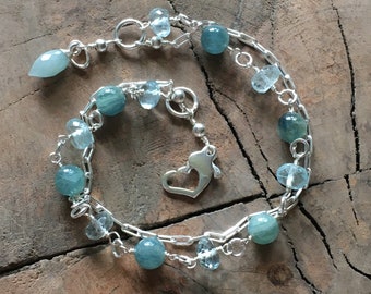 Aquamarine and green kyanite gemstone bracelet' petite braceletgreen bracelet