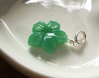 Green Onyx Gemstone flower pendant