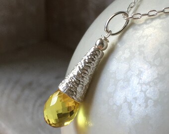 Yellow sapphire gemstone necklace~gemstone pendant~lab gemstone ~dainty necklace~ gemstone necklace~faceted gemstone necklace