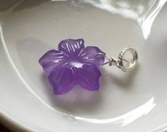 Purple Onyx Gemstone flower pendant