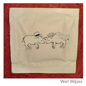 Kissing Piggies Wet Naps, keep it clean! Messy wedding events need these cute table accessory for guest fingertips, minimum 25 packets